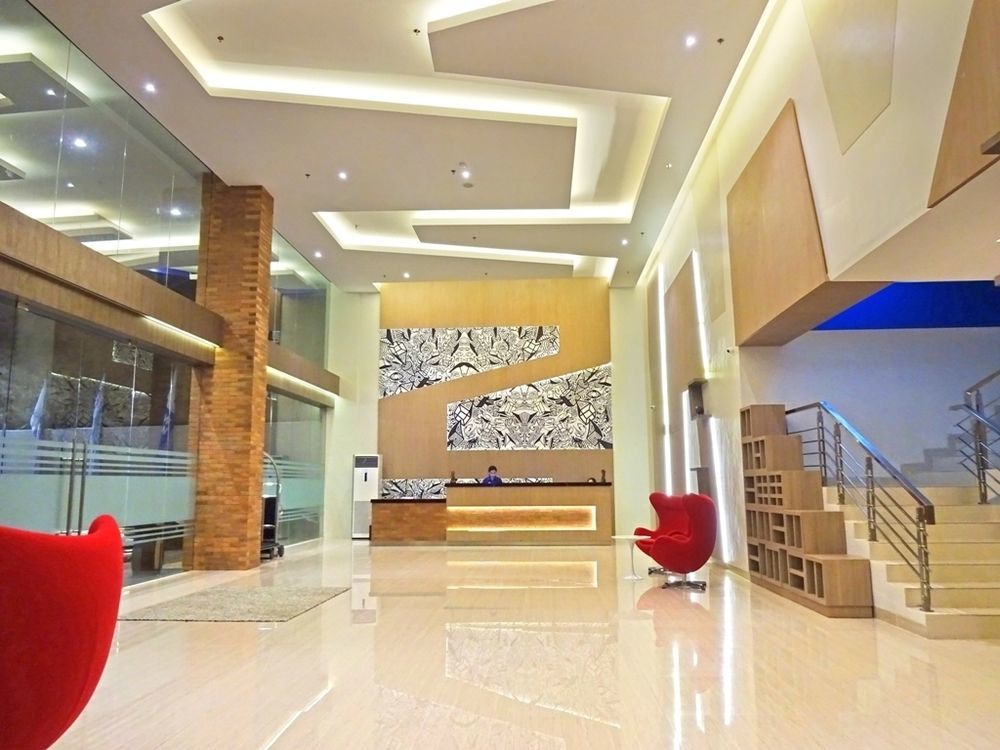 Hotel 88 Itc Fatmawati Jakarta By Wh Экстерьер фото